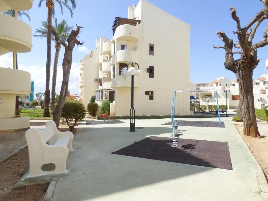 Apartamento En La Felicidad Denia Luaran gambar